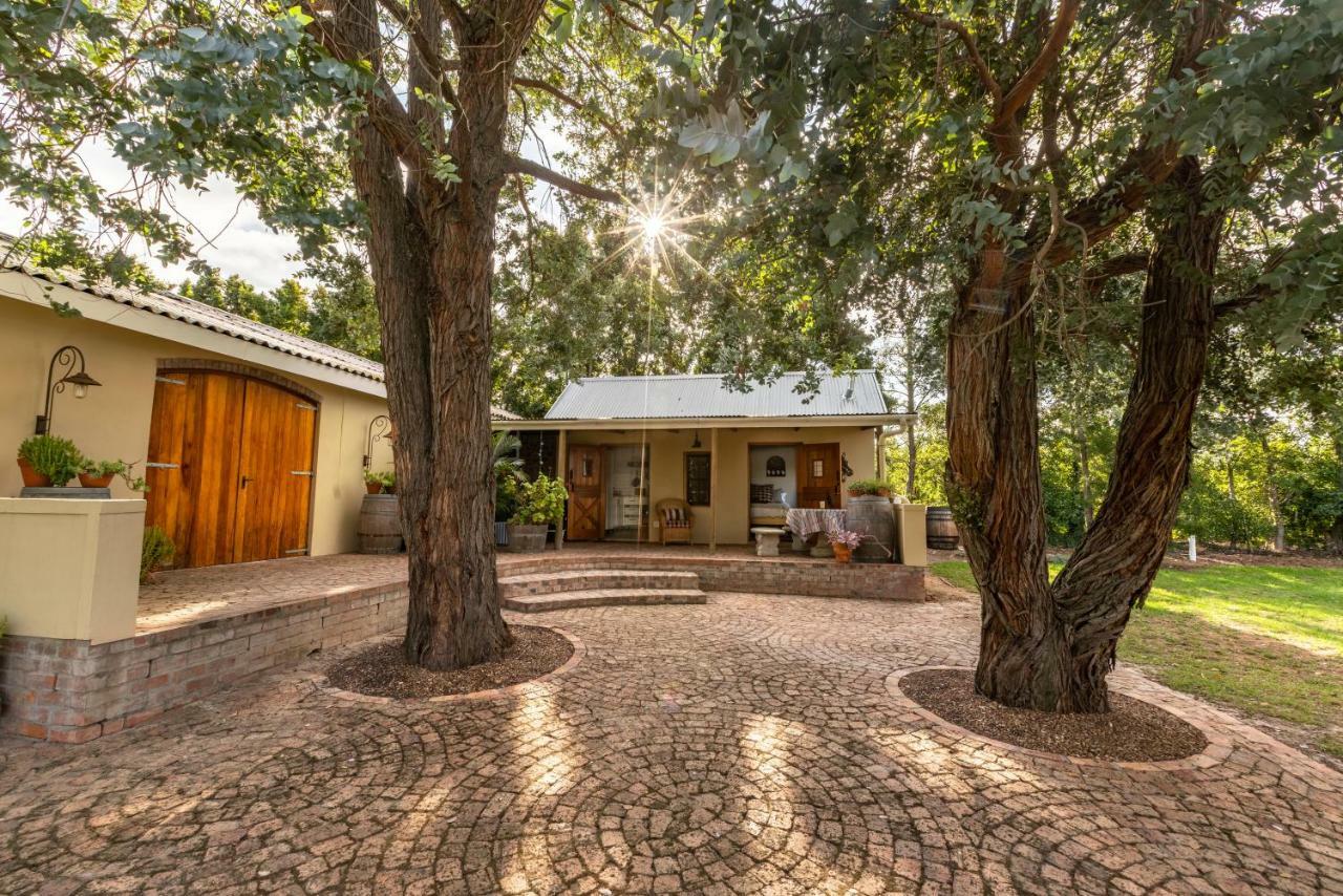 Belfield Wines And Farm Cottages Grabouw Exterior photo